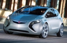 Un nou petic de iarbă: vânzările de maşini electrice şi hibride s-au dublat în primele trei luni ale anului